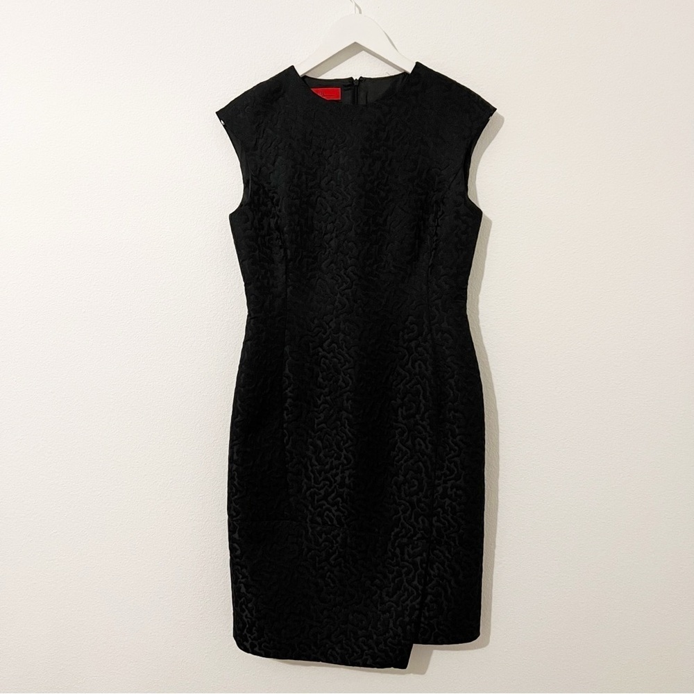 Carolina Herrera Black Textured Animal Print Sleeveless Dress Sheath Size 6